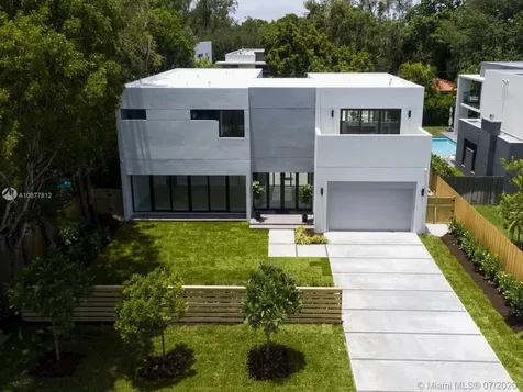 6485 SW 82nd Street Miami FL 33143