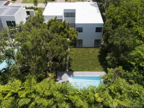 6485 SW 82nd Street Miami FL 33143