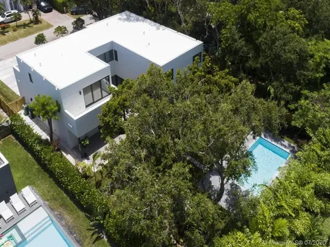 6485 SW 82nd Street Miami FL 33143