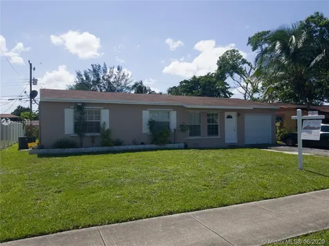 1531 SW 66th Avenue North Lauderdale FL 33068