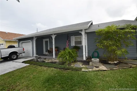15042 SW 143rd Place Miami FL 33186