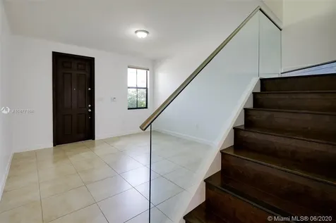 10359 NW 70th Lane Doral FL 33178