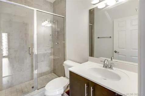 10359 NW 70th Lane Doral FL 33178