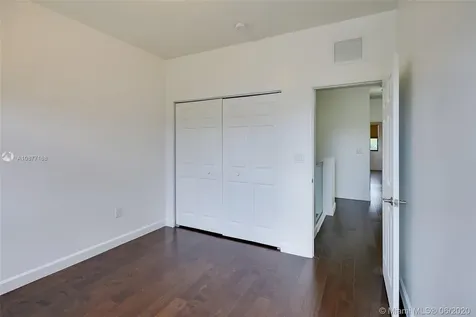 10359 NW 70th Lane Doral FL 33178