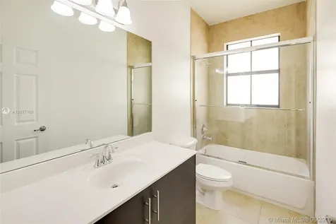 10359 NW 70th Lane Doral FL 33178