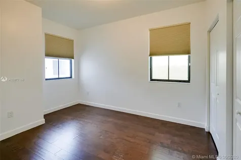 10359 NW 70th Lane Doral FL 33178