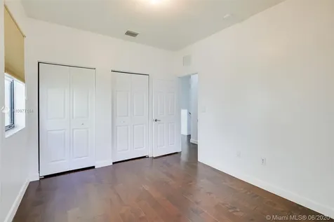 10359 NW 70th Lane Doral FL 33178