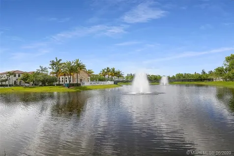 10359 NW 70th Lane Doral FL 33178