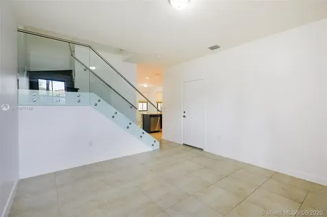 10359 NW 70th Lane Doral FL 33178