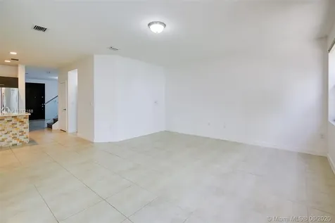 10359 NW 70th Lane Doral FL 33178
