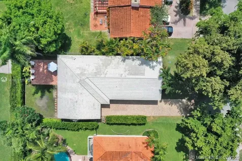 427 Bargello Avenue Coral Gables FL 33146