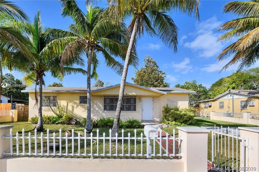 20042 SW 118th Avenue Miami FL 33177