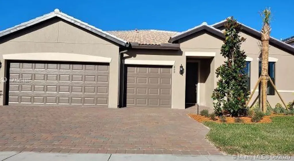 800 SE Westbury Drive Port St. Lucie FL 34984