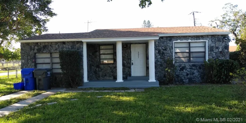 2657 Fletcher Court Hollywood FL 33020