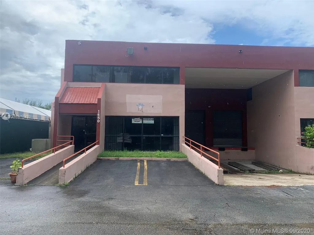 1650 NW 94th Avenue Doral FL 33172