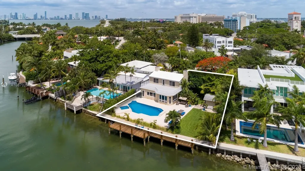 3451 N Meridian Avenue Miami Beach FL 33140