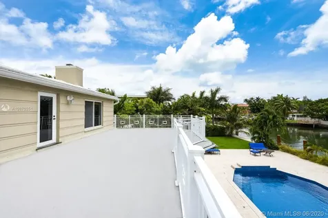 3451 N Meridian Avenue Miami Beach FL 33140