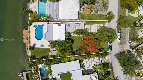 3451 N Meridian Avenue Miami Beach FL 33140