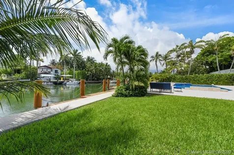3451 N Meridian Avenue Miami Beach FL 33140
