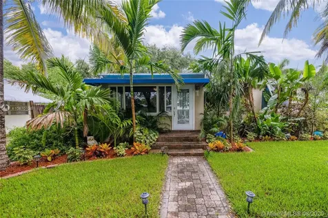 101 NW 88th Street El Portal FL 33150