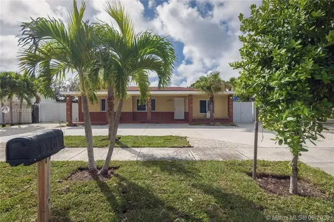 7330 SW 13th Terrace Miami FL 33144