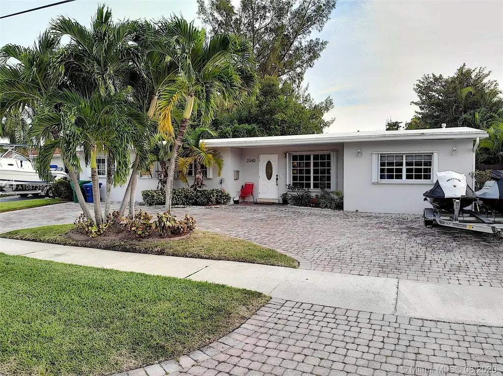2340 NE 192nd Street Miami FL 33180