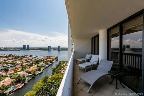 2000 Island Boulevard Aventura FL 33160