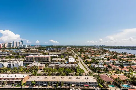 2000 Island Boulevard Aventura FL 33160
