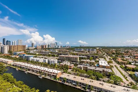 2000 Island Boulevard Aventura FL 33160