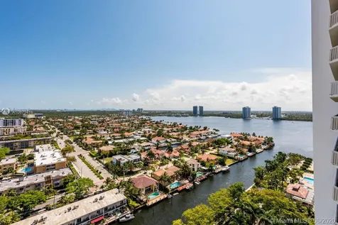 2000 Island Boulevard Aventura FL 33160