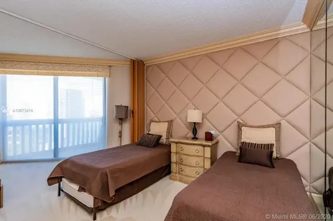 2000 Island Boulevard Aventura FL 33160