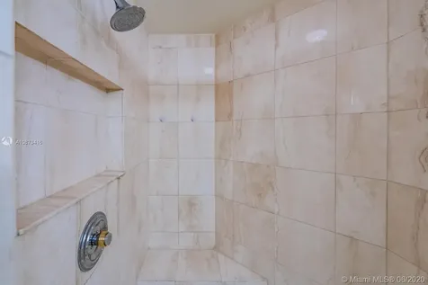 2000 Island Boulevard Aventura FL 33160