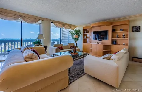 2000 Island Boulevard Aventura FL 33160