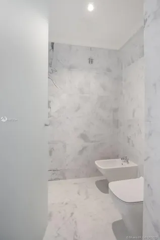 15701 Collins Avenue Sunny Isles Beach FL 33160