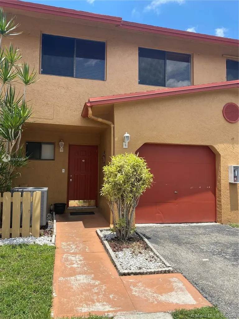 8017 NW 29th Street Sunrise FL 33322