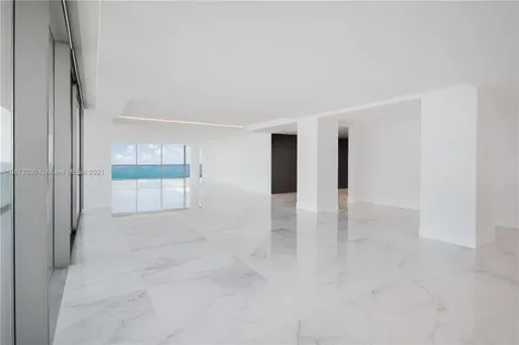 10203 Collins Avenue Bal Harbour FL 33154
