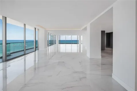 10203 Collins Avenue Bal Harbour FL 33154