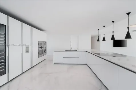 10203 Collins Avenue Bal Harbour FL 33154