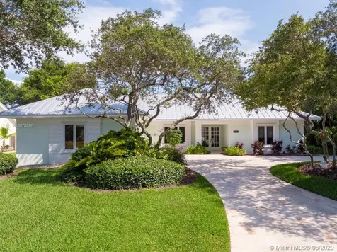8373 SE Woodcrest Place Hobe Sound FL 33455