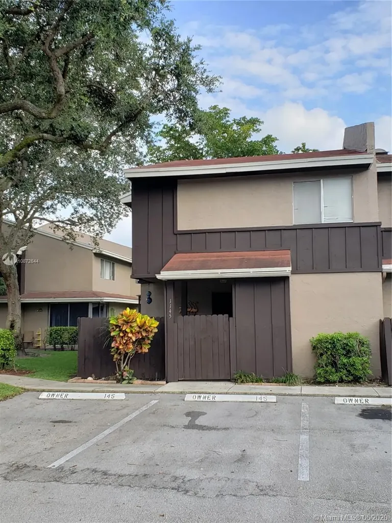 1145 Sussex Drive North Lauderdale FL 33068