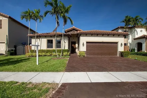 465 SE 35th Terrace Homestead FL 33033