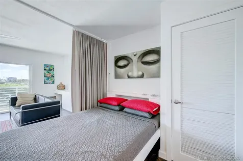 2900 NE 30th Street Fort Lauderdale FL 33306