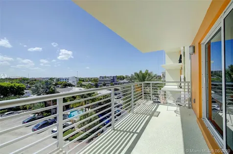 2900 NE 30th Street Fort Lauderdale FL 33306