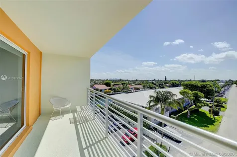 2900 NE 30th Street Fort Lauderdale FL 33306