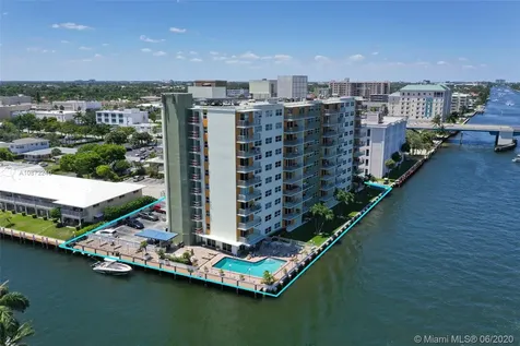 2900 NE 30th Street Fort Lauderdale FL 33306