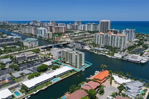 2900 NE 30th Street Fort Lauderdale FL 33306