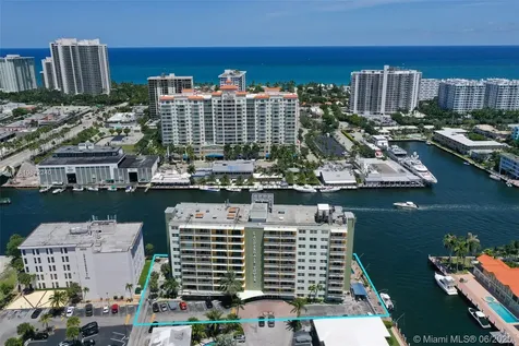 2900 NE 30th Street Fort Lauderdale FL 33306