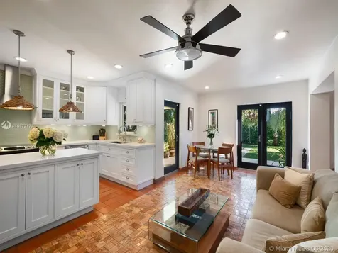 427 Giralda Avenue Coral Gables FL 33134