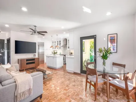 427 Giralda Avenue Coral Gables FL 33134