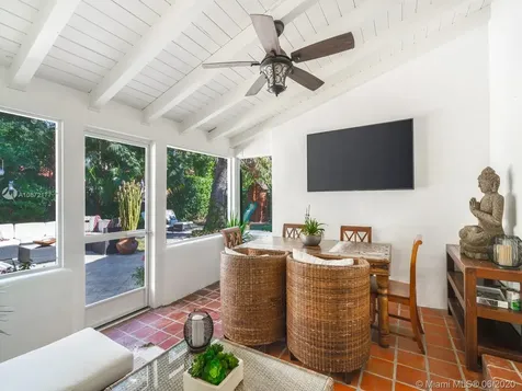 427 Giralda Avenue Coral Gables FL 33134